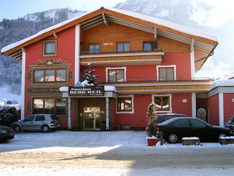 Pension Bergheil Kaprun Luaran gambar